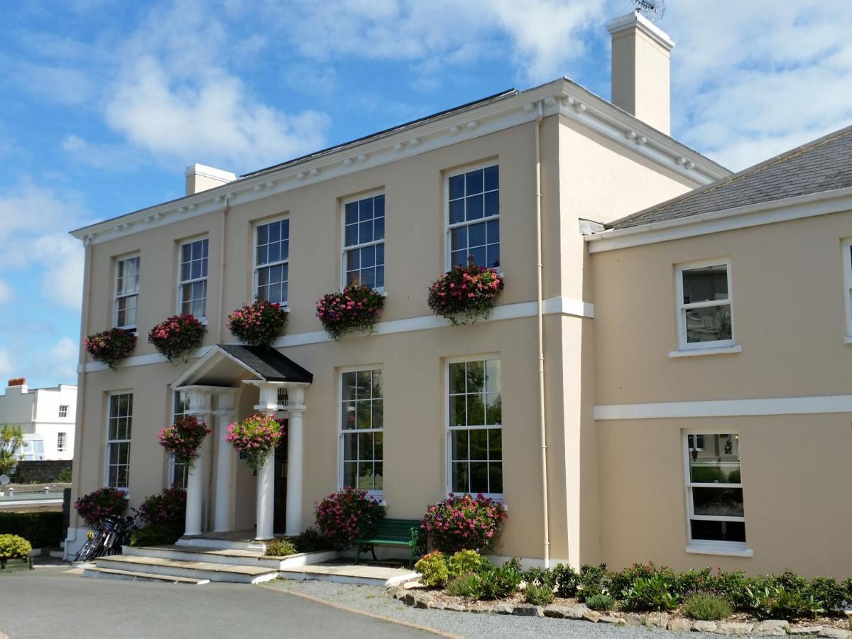 The Albany Apartments Saint Peter Port Bagian luar foto