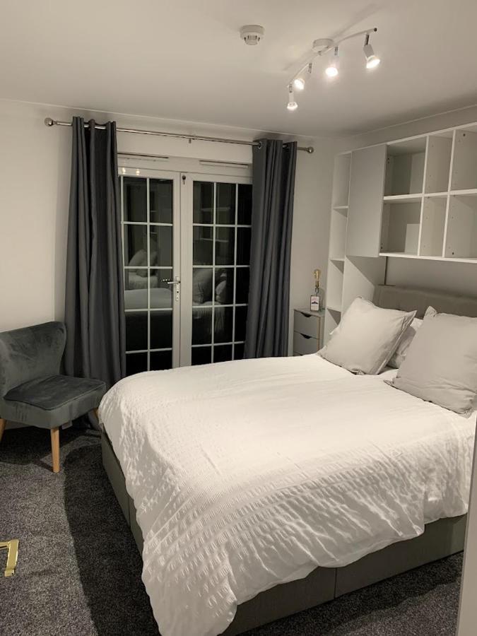 The Albany Apartments Saint Peter Port Bagian luar foto